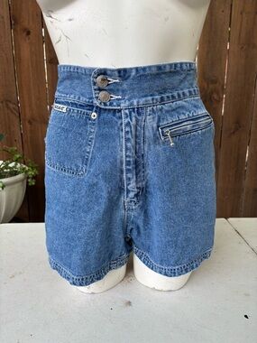 Y2K Vintage Revolt Clothing Co bareback denim shorts size 5 RN92435.